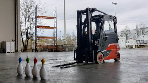 Gabelstapler Kegel Übung